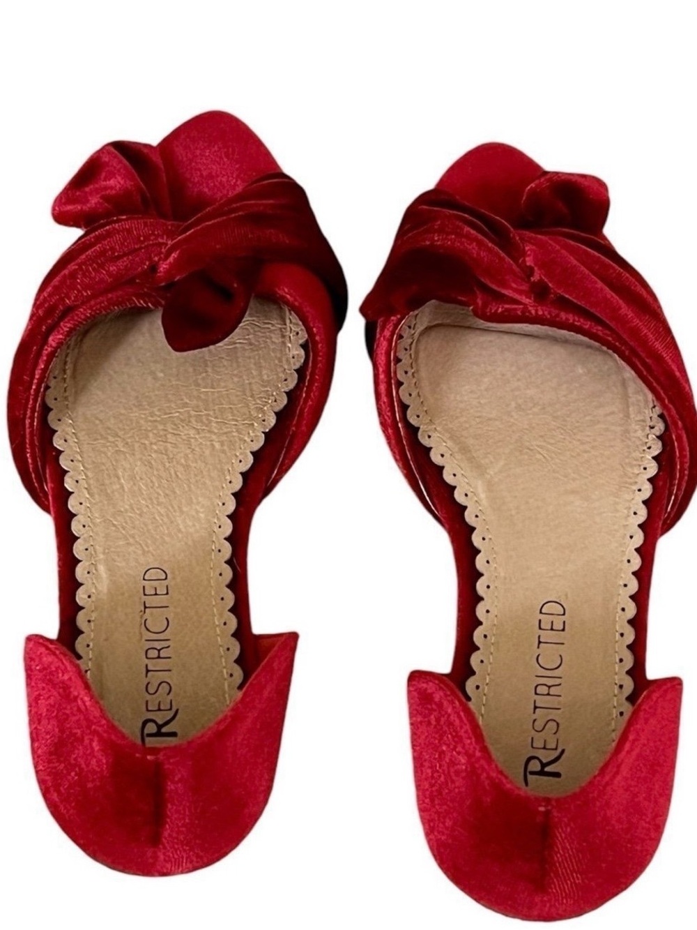 Restricted Red Velvet Knot Flats - Women's Slip-On Loafers